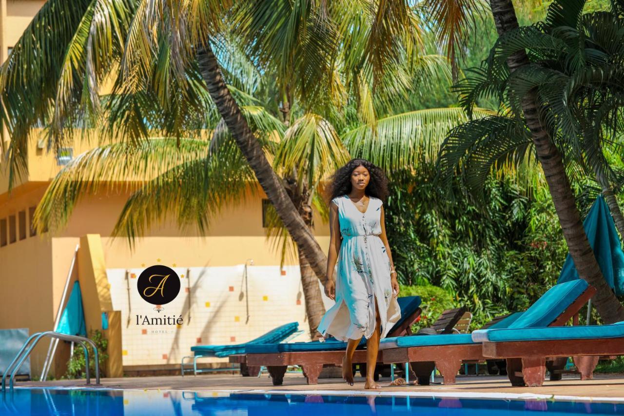Granada L'Amitie Hotel Бамако Екстериор снимка